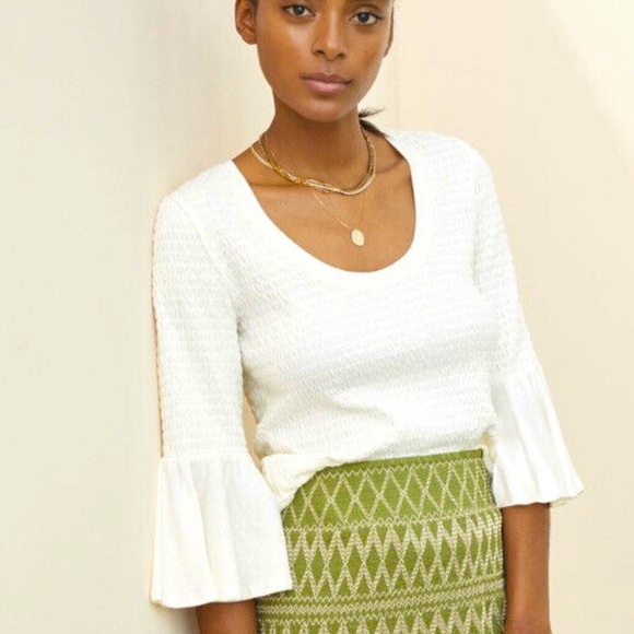 ANTHROPOLOGIE cream/ivory smocked bell sleeve knit top size Large - Picture 1 of 8